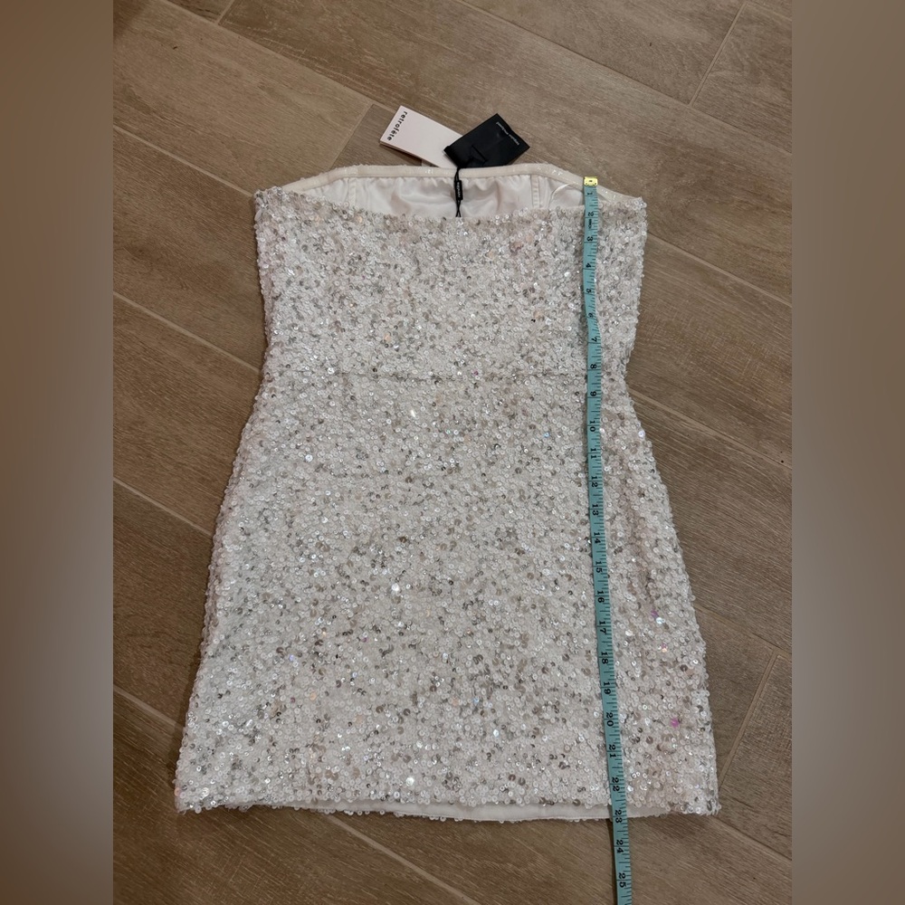 NWT Retrofête Heather Sequin Mini Dress in Silver/White ($598) Size M - Picture 13 of 13